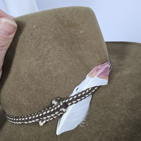 Wool fedora with feather size small - Picture 9 of 16
